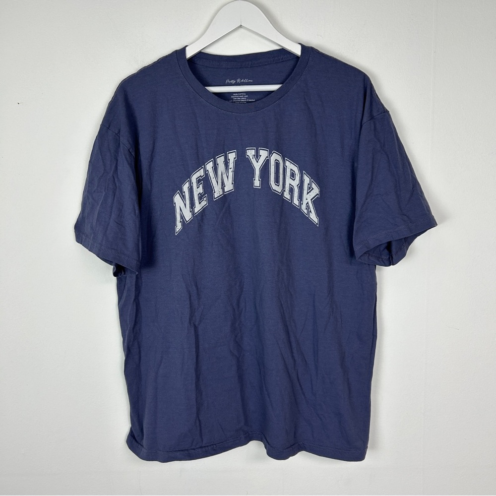 Pretty Rebellious New York Graphic Tee Shirt XL